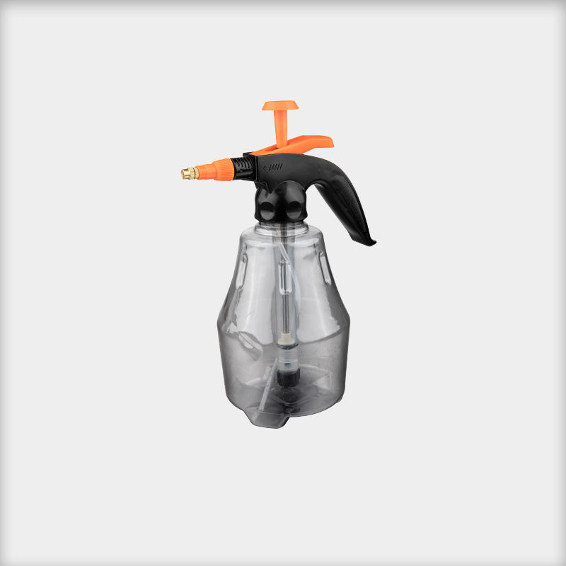 Garden sprayer kettle